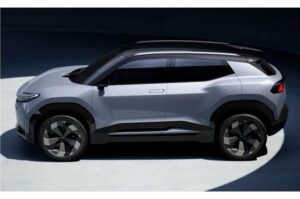 Read more about the article Toyota Urban SUV concept India launch details, Maruti eVX-based SUV confirmed